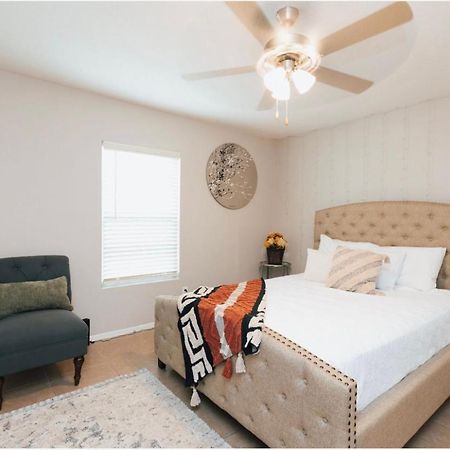 Enticing 1Br Apartment In The Heart Of The Heights Houston Exterior foto